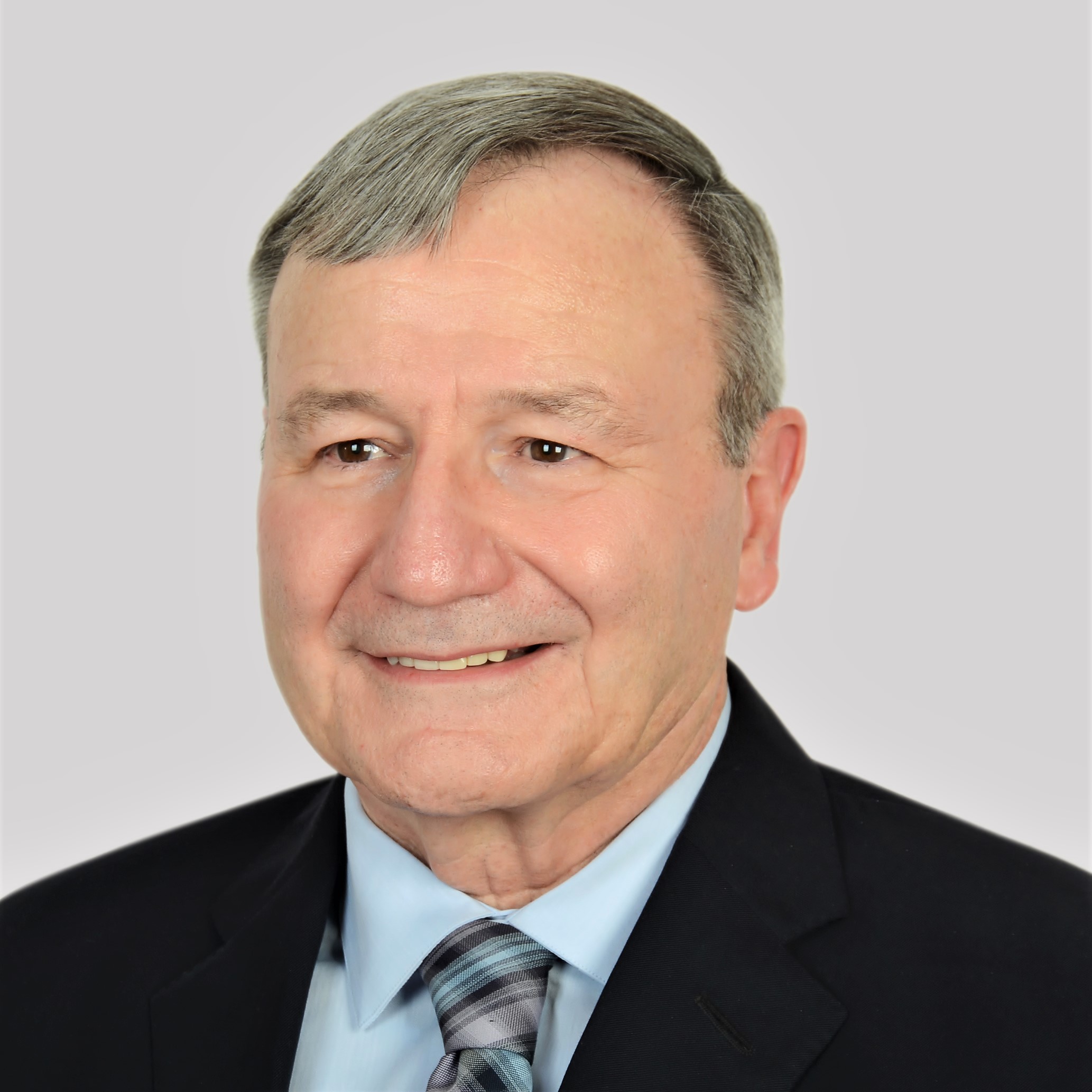 Karl Eikenberry headshot