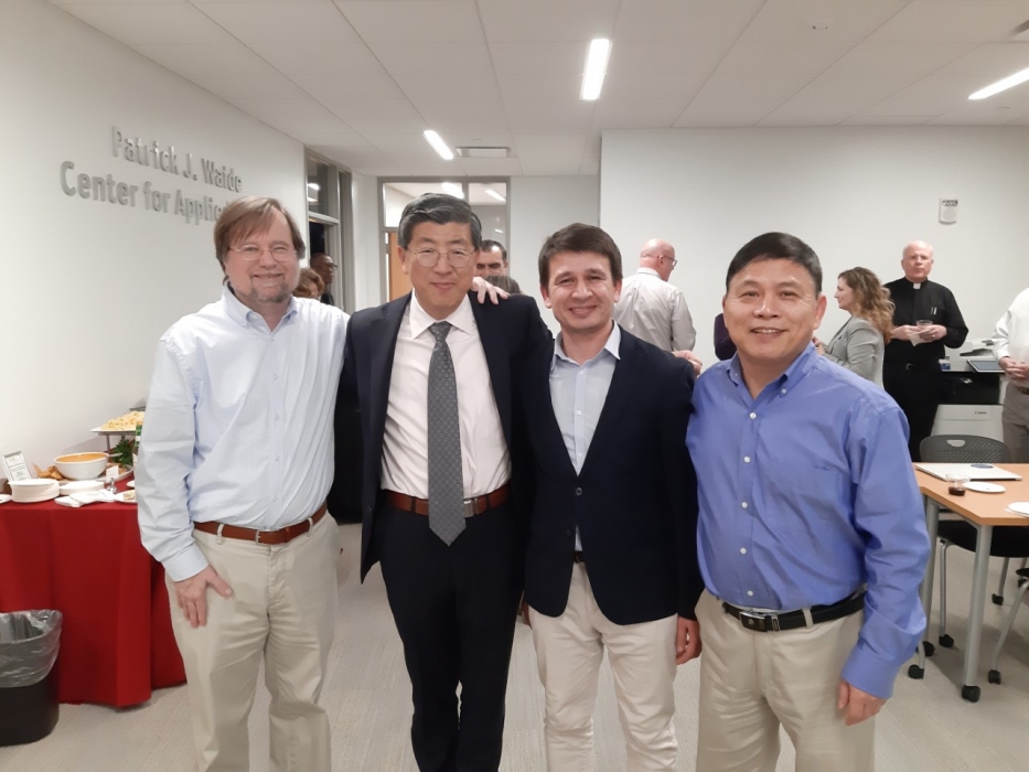 Several FEP fellows with their hosts
